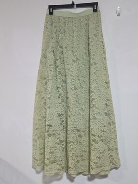 Light Green Lace Maxi Skirt with Elastic Waist